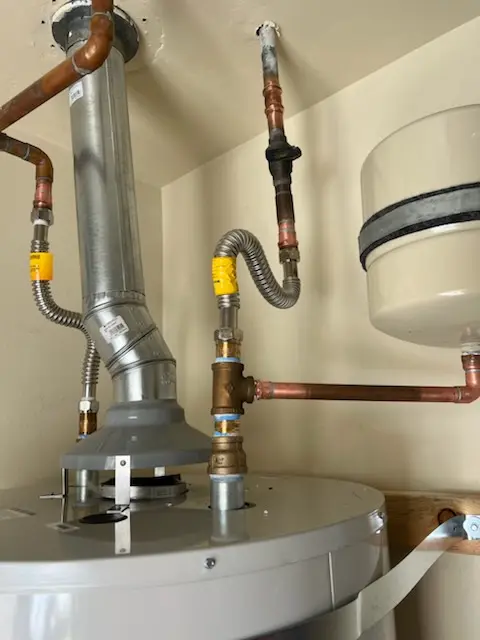 Water heater installation and plumbing repair in Renton